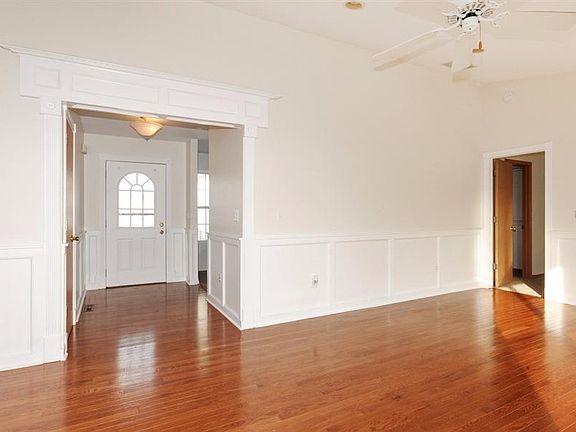 2nd image of 443 E Hansen Blvd
