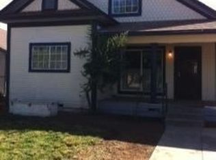 594 N Mirage Ave, Lindsay, CA 93247