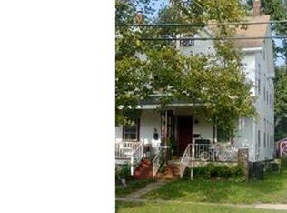 405 Howard St, Riverton, NJ 08077