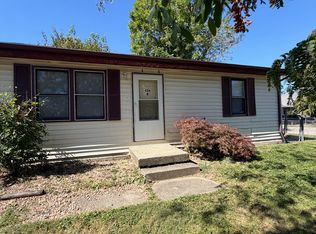 426 Berry St #B, Greenfield, IN 46140