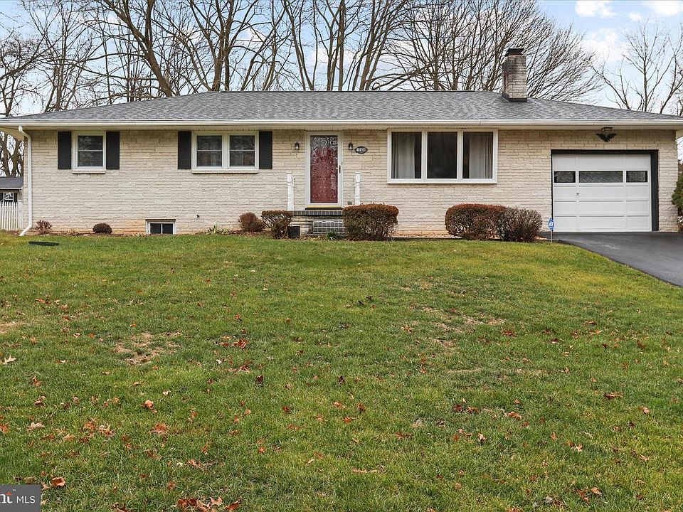 1st image of 11905 Dormayne Dr