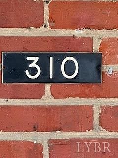4th image of 310 Holbrook St