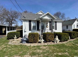 1026 E Oak St, Macomb, IL