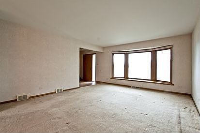 2nd image of 10661 S Laramie Ave