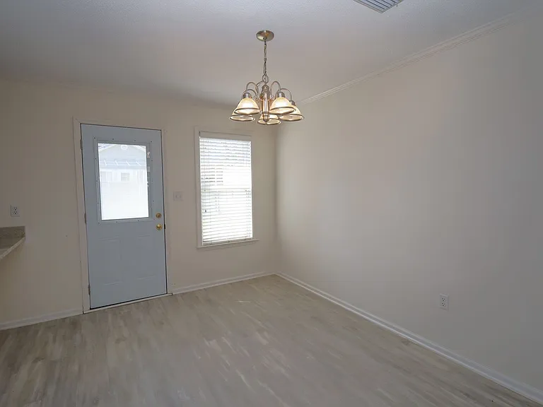 2508 Muscogee Dr — Photo 3