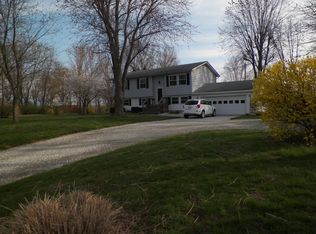 26620 State Highway 3, Godfrey, IL 62035