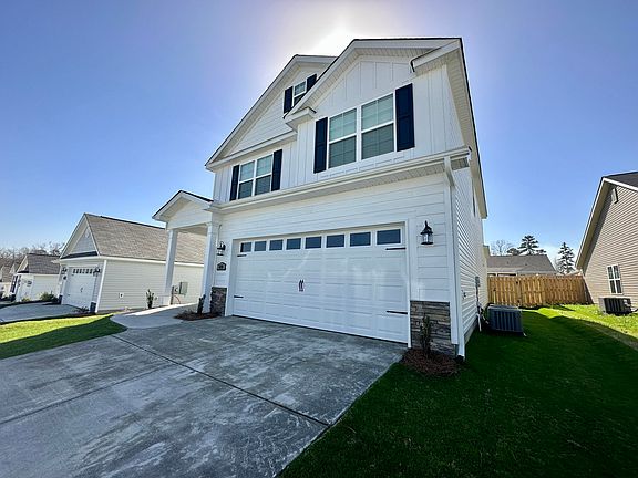 3rd image of 1215 Belgrove Drive Drive