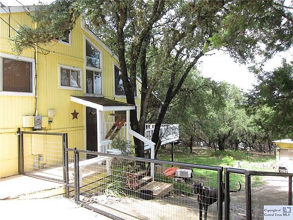 3rd image of 1613 Pecan Cir