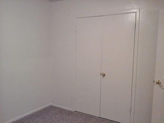 2nd image of 913 Cody Ct