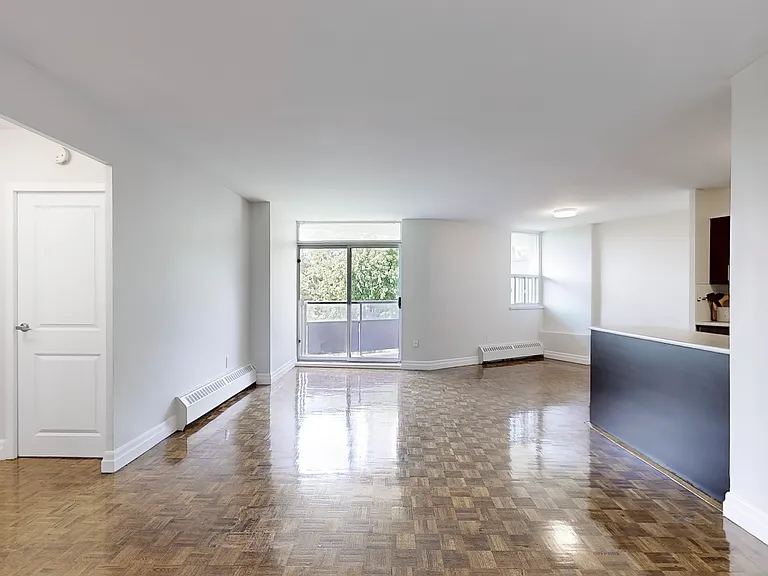 60 Exeter Rd — Photo 9