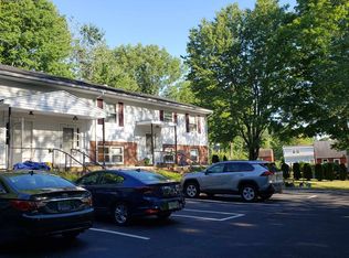 10 Cedar Ln, Berwick, ME 03901