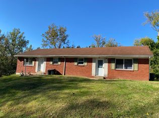 107 Hillwood Ct, Belleville, IL 62223