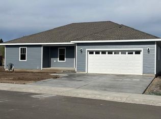 901 Raccoon Ct, Cody, WY 82414