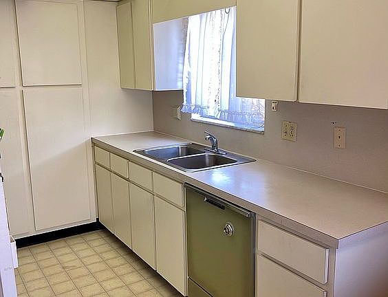 4th image of 11225 82nd Ave APT 101
