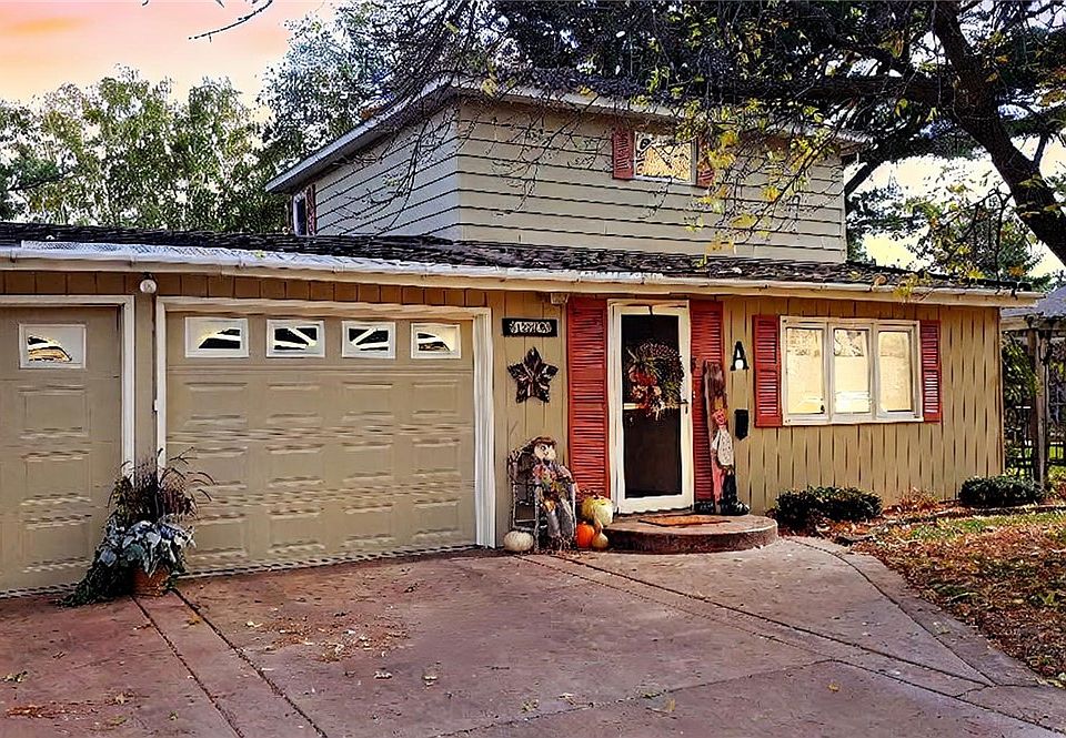 1st image of 1350 6th Avenue