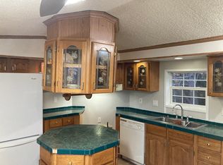 6 Dallas Ln #A, Freeport, ME 04032