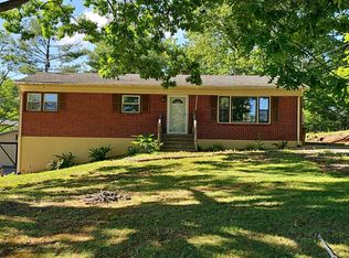 212 Ogden Rd, Altavista, VA 24517