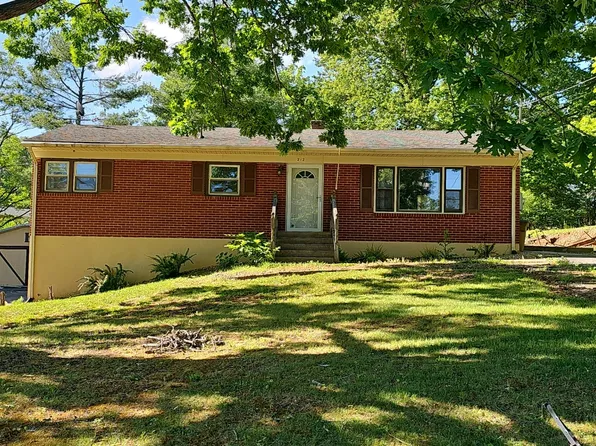 212 Ogden Rd, Altavista, VA 24517