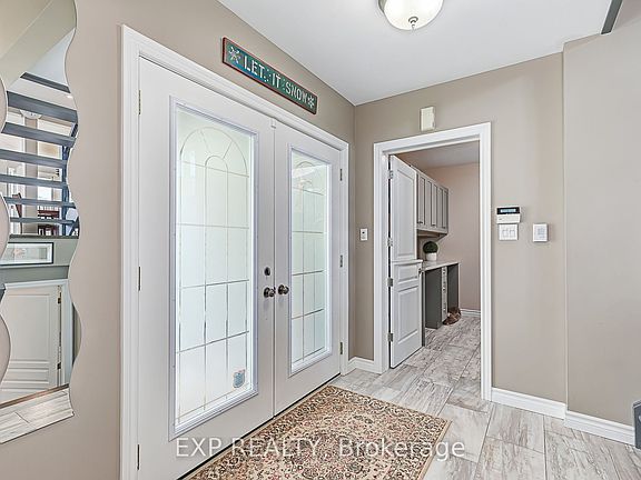5th image of 106 Crossan Ct