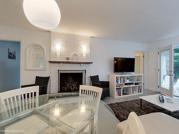 3rd image of 101 Briarwood Ave #2