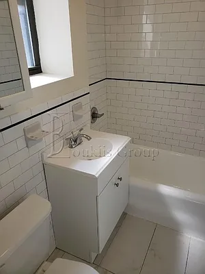 Rented by Bouklis Group | media 8