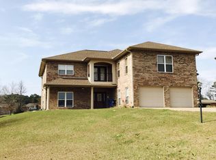 161 Pinehill Mnr, Leesville, LA 71446