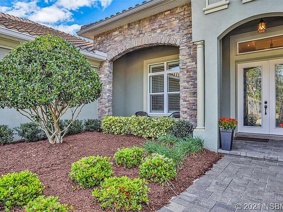 3rd image of 2820 Casanova Ct