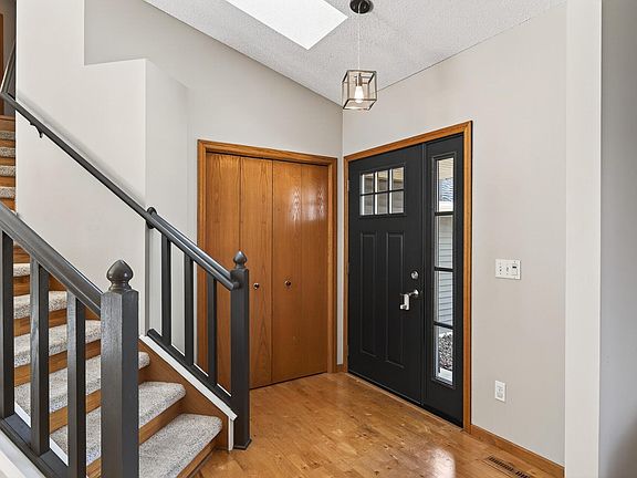 4th image of 14715 39th Ave N
