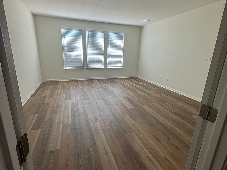 4505 Modena Bay Bnd — Photo 6