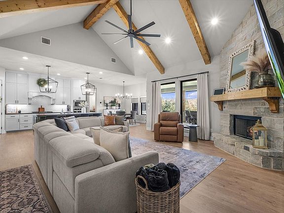 2nd image of 1059 Sweeney Way