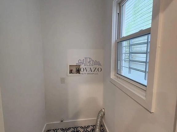 5th image of 100 Columbia Ave #1A