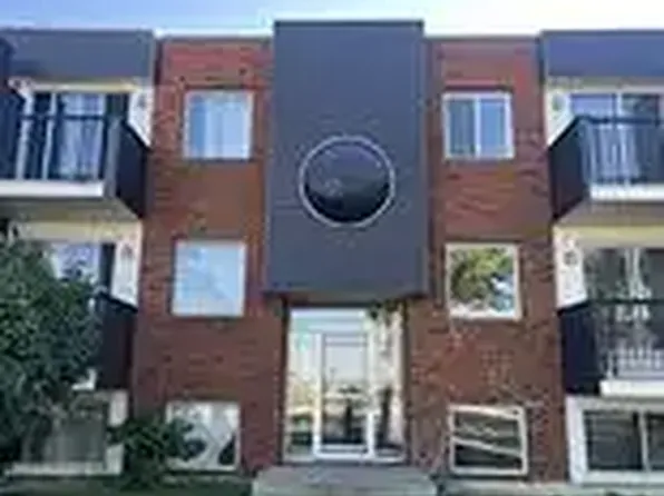 11837 106th St NW #1A, Edmonton, AB T5G 2R2