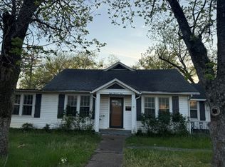 804 E Bankhead St, New Albany, MS 38652