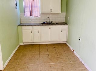 1402 Cos St, Liberty, TX 77575