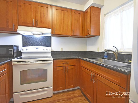 3rd image of 355 Aoloa St APT B104