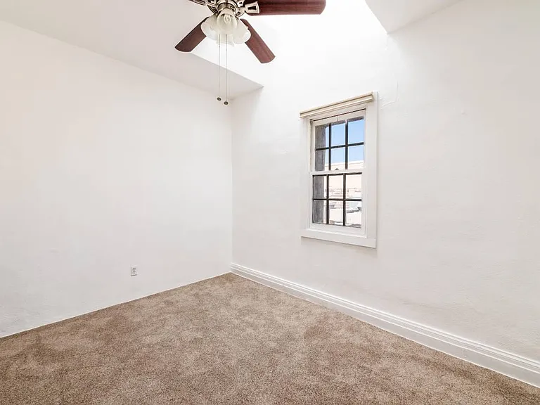 208 W San Francisco St — Photo 8
