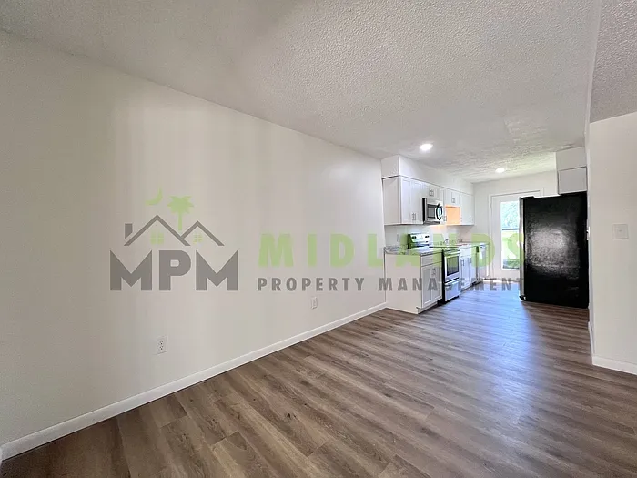 233 Timber Ct — Photo 15