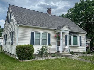 73 Birch St, Greenfield, MA 01301