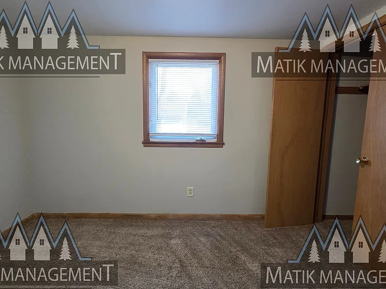 1644 1st Ave NE #2 — Photo 28
