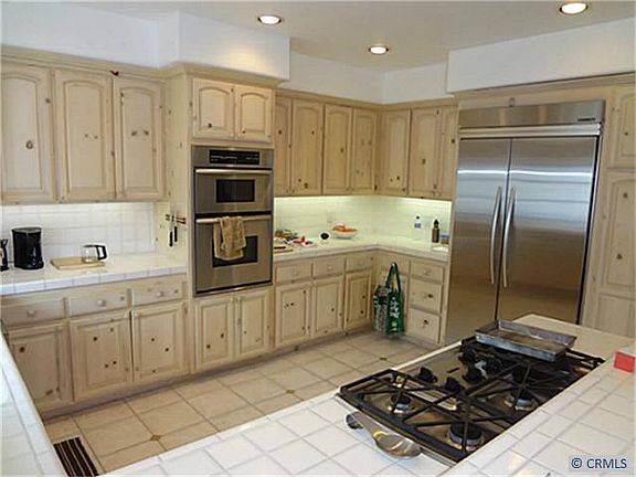3rd image of 417 1/2 Orchid Ave #2