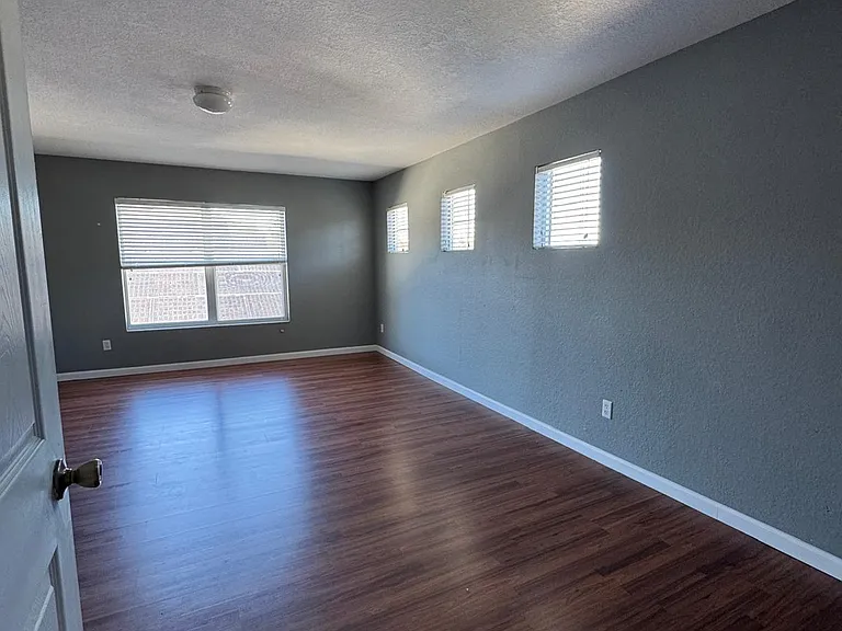 8526 Greenbank Blvd — Photo 17