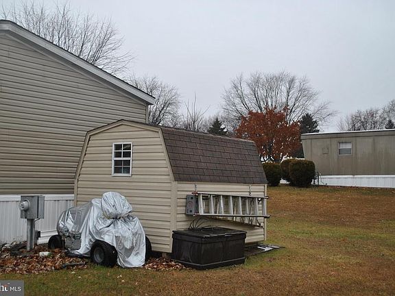 5th image of 305 Landola Ave