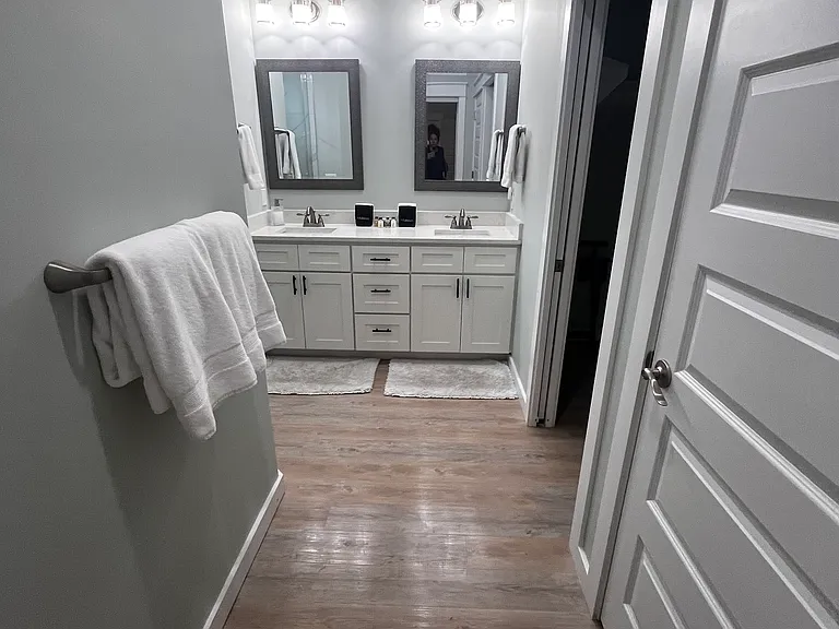 422 Le Grand Dr — Photo 14