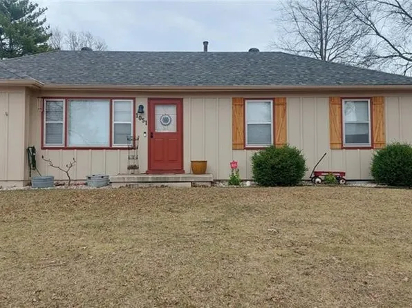1051 W Ashbury St, Olathe, KS 66061