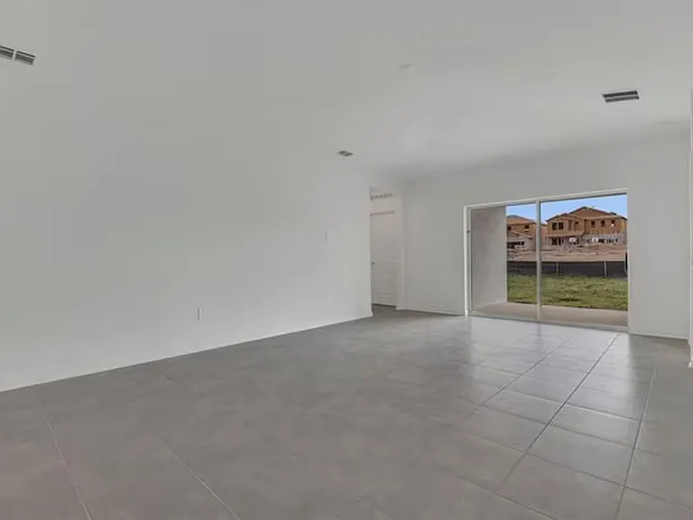 2649 Armstrong Ave #A — Photo 10