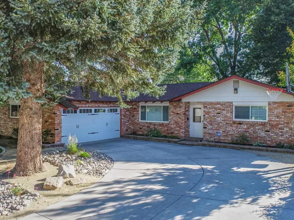 909 N Richmond Ave, Carson City, NV 89703