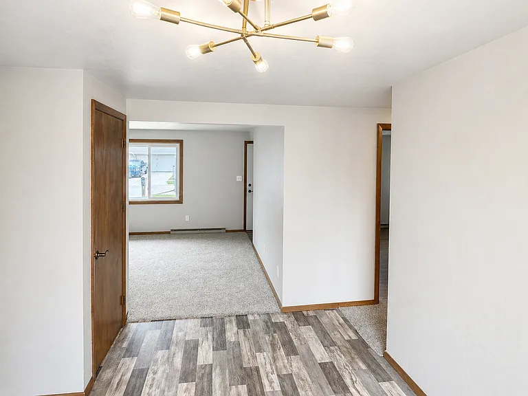 1403 Ponderosa Ave — Photo 10