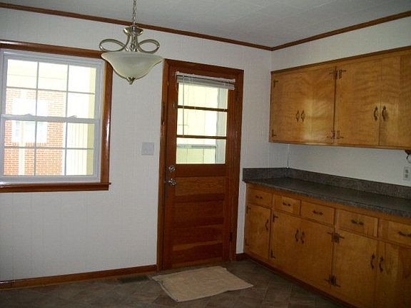 4th image of 773 Park Avenue Ct