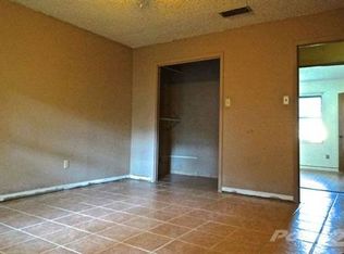 724 Shea St, Chandler, TX 75758