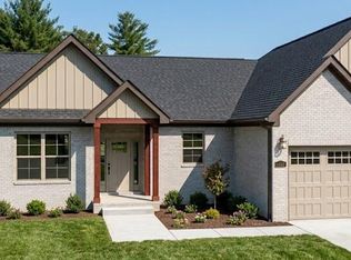 259 Riverview Dr, Johnson City, TN 37601